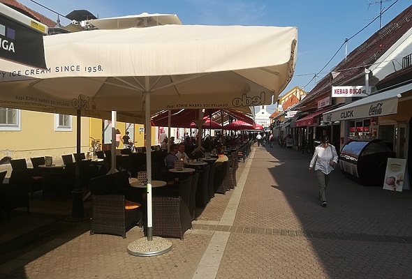 Anketa: Đakovčani o vrućini i visokim temperaturama - Lifestyle - Novi Radio, Đakovo