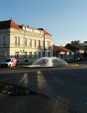 Đakovo: U Gradskoj upravi zaposleno 99 osoba - Politika - Novi Radio, Đakovo