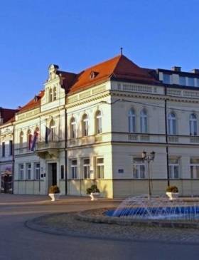 Izbori: U drugi krug idu Marin Mandarić i Mirjana Adrić - Politika - Novi Radio, Đakovo