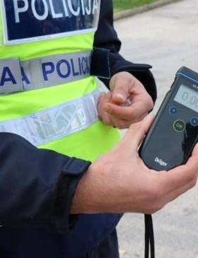 Tijekom vikenda evidentiran 41 vozač pod utjecajem alkohola - Vijesti - Elatus