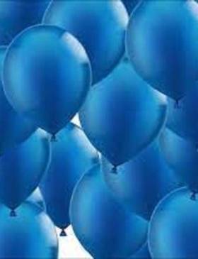 Balansiranje plavim balonima u Đakovu - Vijesti - Elatus