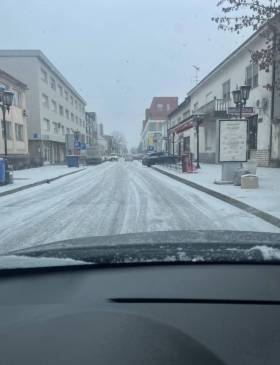 Zbog posljedica jakog vjetra, kiše i snijega 4000 domaćinstava bez električne energije - Vijesti - Elatus