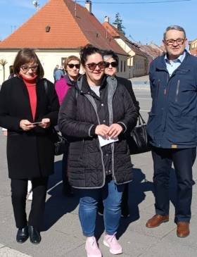 "Šetnje gradom na vlastitu odgovornost'' - Gospodarstvo - Elatus