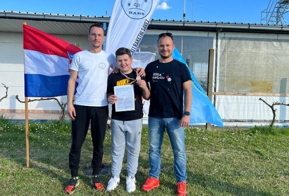 Na prvenstvu u raketnom modelarstvu Petar Beljan osvojio treće mjesto - Vijesti - Elatus