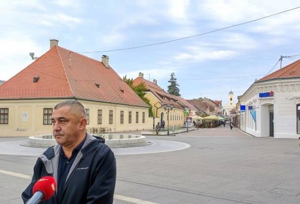 "Plenkovićka" pečena šunka, "Plenkovićka" lopatica sječena, pašteta "Plenkovićka"... - Gospodarstvo - Elatus