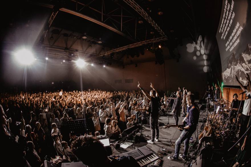 Koncert duhovne glazbe u Slavonskom Brodu - Novi Radio, Đakovo