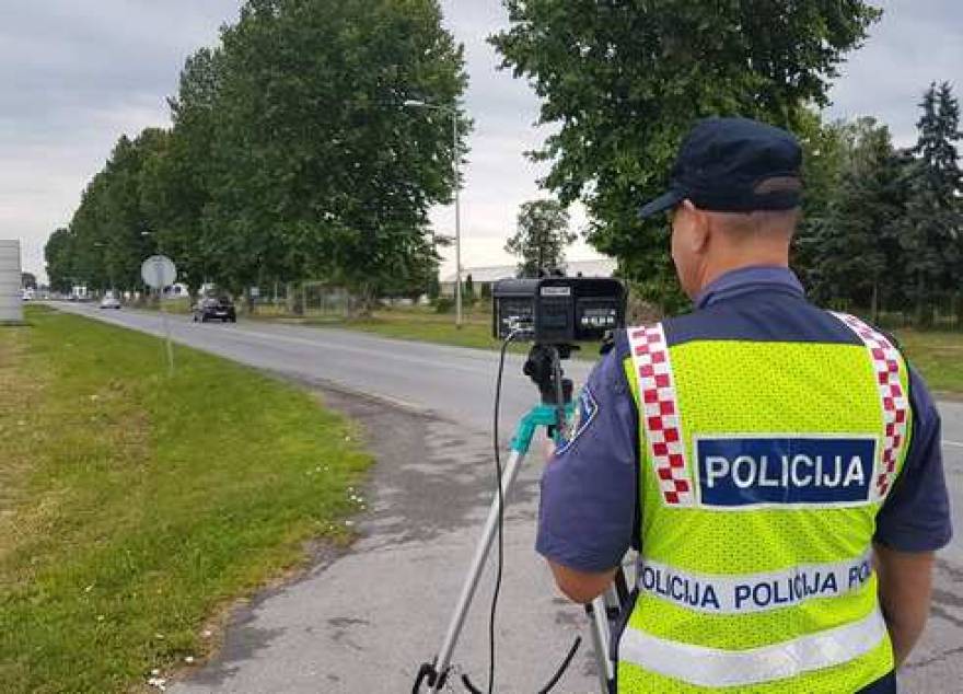 Policija poziva građane: Predložite lokacije za nadzor brzine - Novi Radio, Đakovo