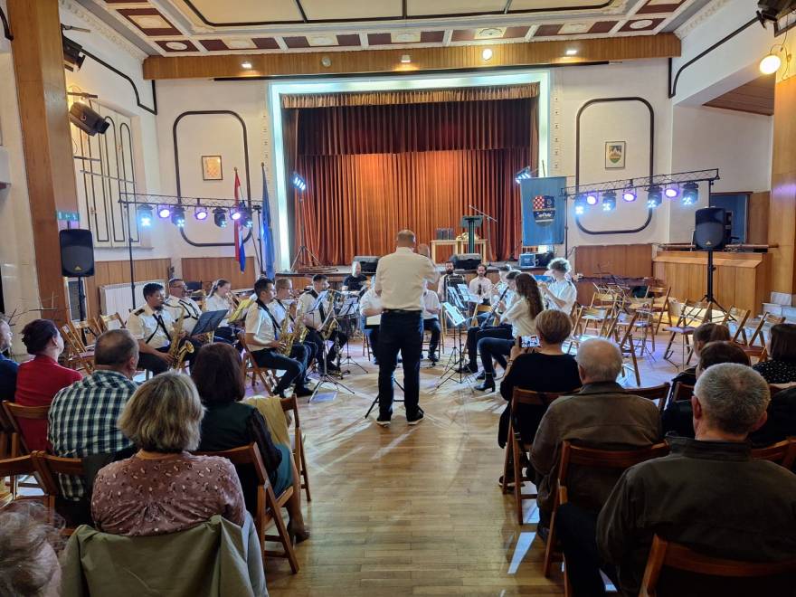 Puhački orkestar DVD-a Đakovo gostovao u Ravnoj Gori - Novi Radio, Đakovo