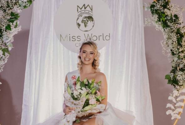 Miss Osječko-baranjske županije za Miss Hrvatske je Marinka Andraković - Culture - Elatus