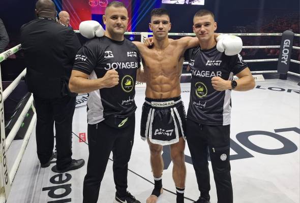 Druga pobjeda Andreja Kedveša na eventu GLORY 95 - Sport - Novi Radio, Đakovo