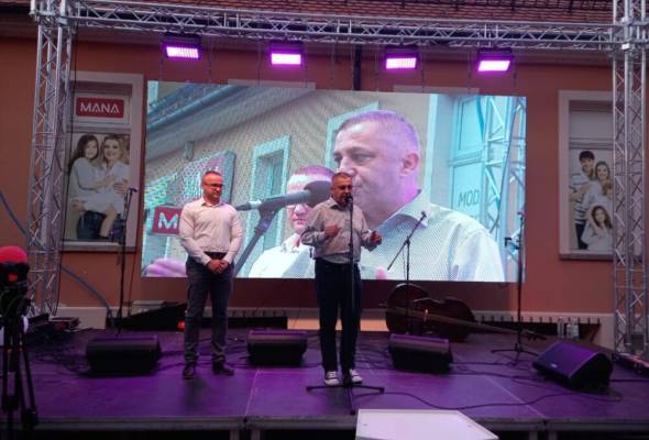 Vinković: „Ne bojte se promjena, 1. lipnja pokažimo da smo za promjene i donesimo ih u ovaj grad" - Politika - Novi Radio, Đakovo