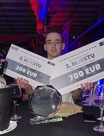 Učenik Ivano Pejić drugi mladi automehatroničar u Hrvatskoj - Vijesti - Novi Radio, Đakovo