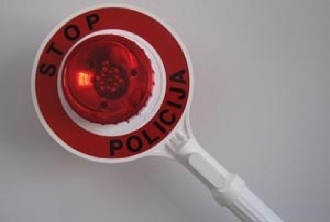 U Đakovu sutra „5 do 12“ preventivna aktivnost Hrvatskog crvenog križa i policije - Novi Radio, Đakovo