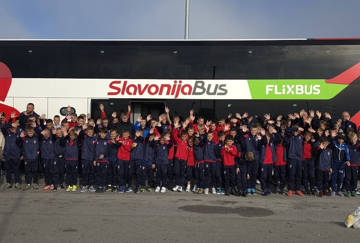 Nogometna škola HNK Đakovo Croatia otputovala na Međunarodni nogometni turnir Crikvenica 2026. - Sport - Novi Radio, Đakovo