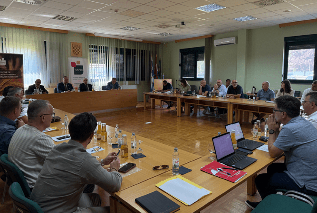 Osnovana Hrvatska sektorska organizacija za svinjsko meso - Novi Radio, Đakovo