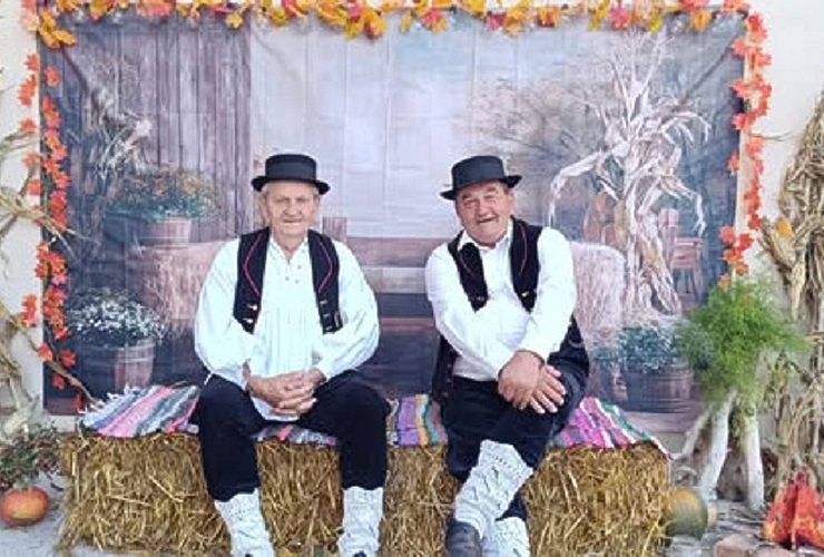 „Jesen stiže, dunjo moja“ - Kultura - Novi Radio, Đakovo
