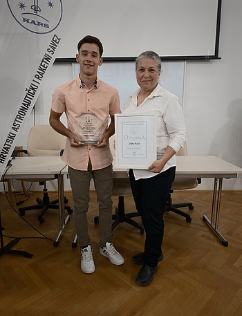 Vedran Vugrin među najboljim raketnim modelarima Hrvatske - Vijesti - Novi Radio, Đakovo