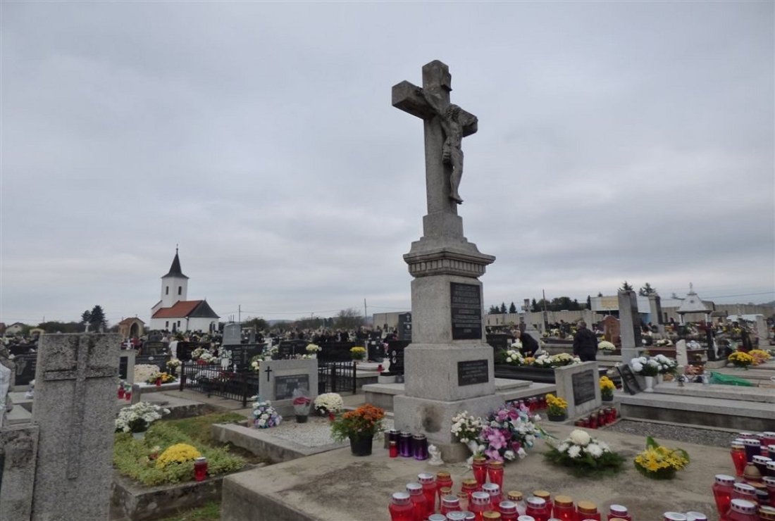 Đakovo: Misna slavlja povodom svetkovine Svih svetih i Dušnoga dana - Novi Radio, Đakovo