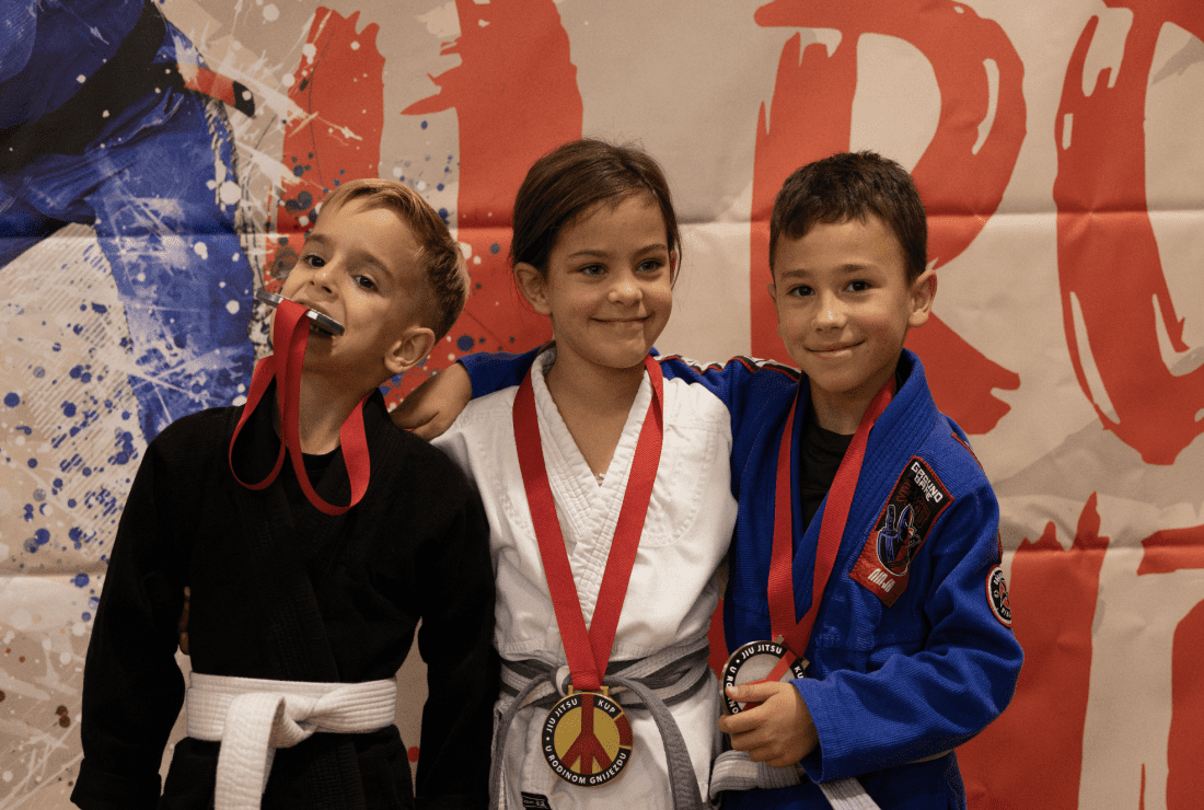 Đakovački ju-jitsu borci uspješni na turniru: Nastupili na kupu „U Rodinom gnijezdu” - Novi Radio, Đakovo
