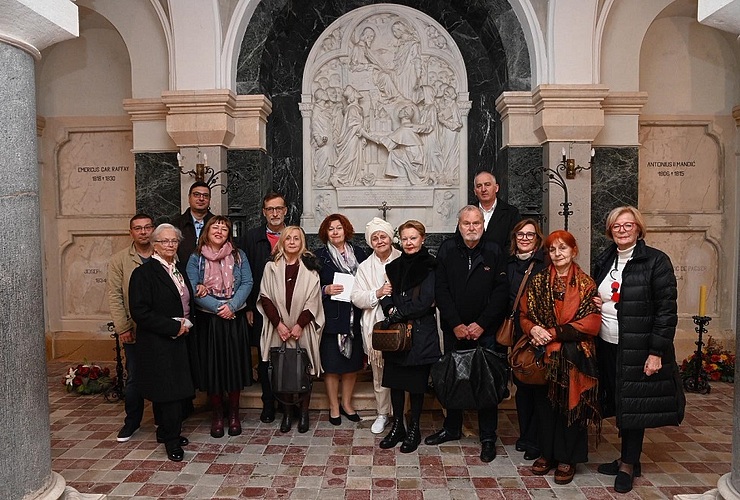 Đakovo: Nagrade Slavenske akademije za književnost i umjetnost - Kultura - Novi Radio, Đakovo