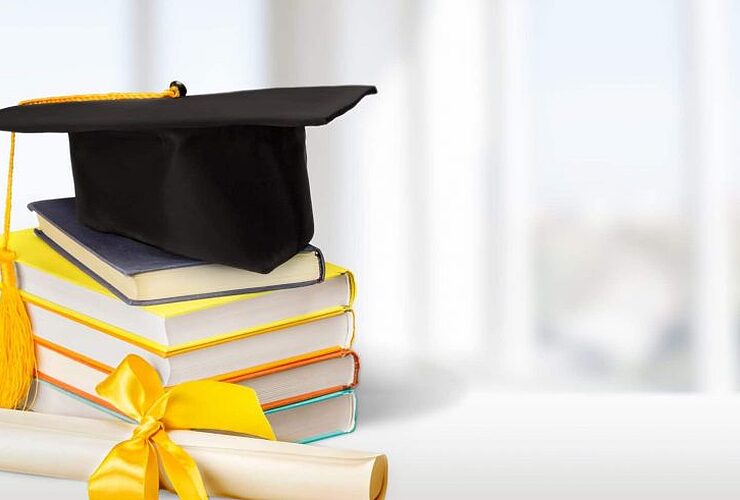 Objavljen natječaj za dodjelu stipendija učenicima i studentima OBŽ - Vijesti - Novi Radio, Đakovo